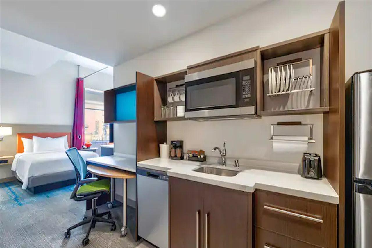 Home2 Suites By Hilton Minneapolis Downtown Exterior photo