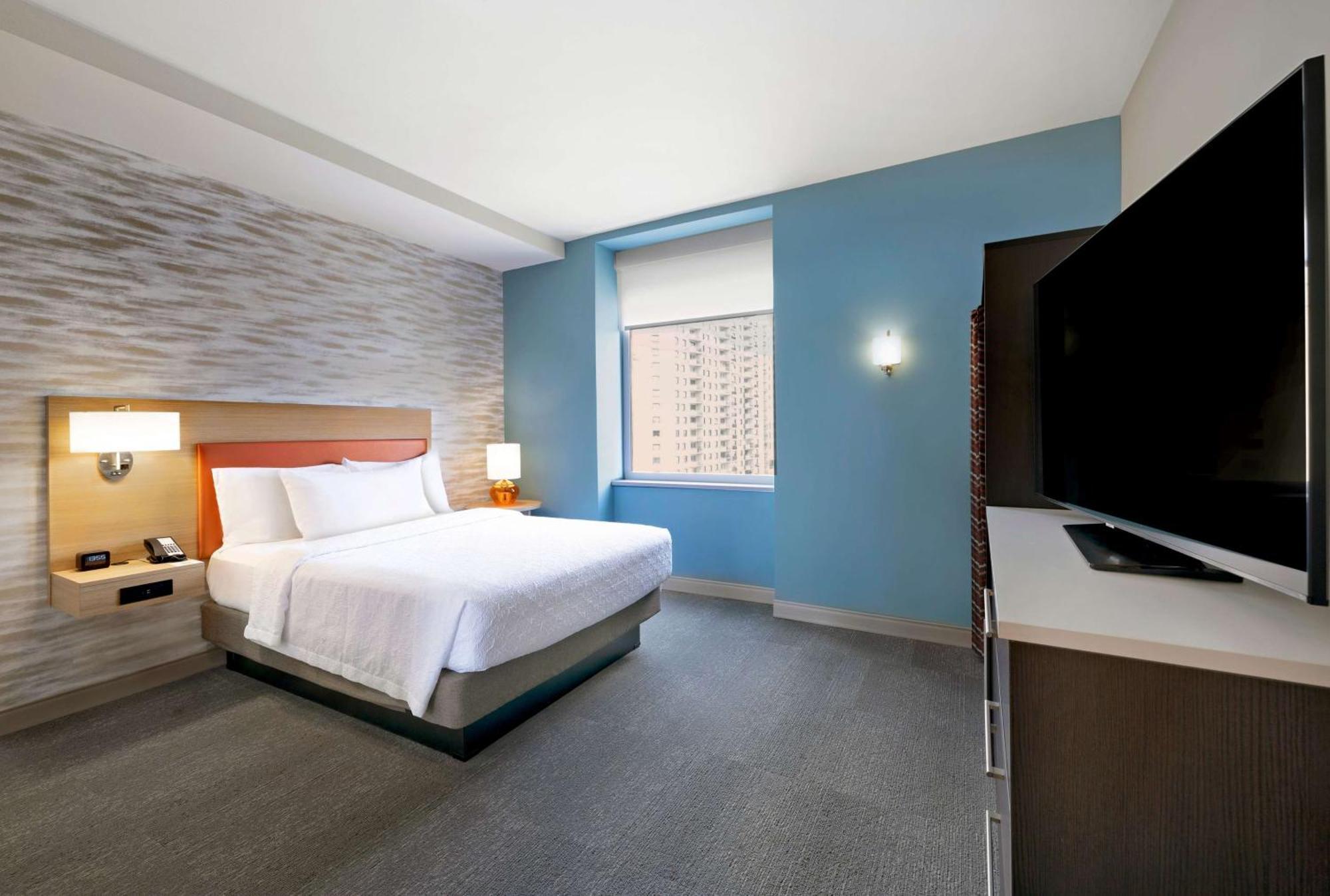 Home2 Suites By Hilton Minneapolis Downtown Exterior photo