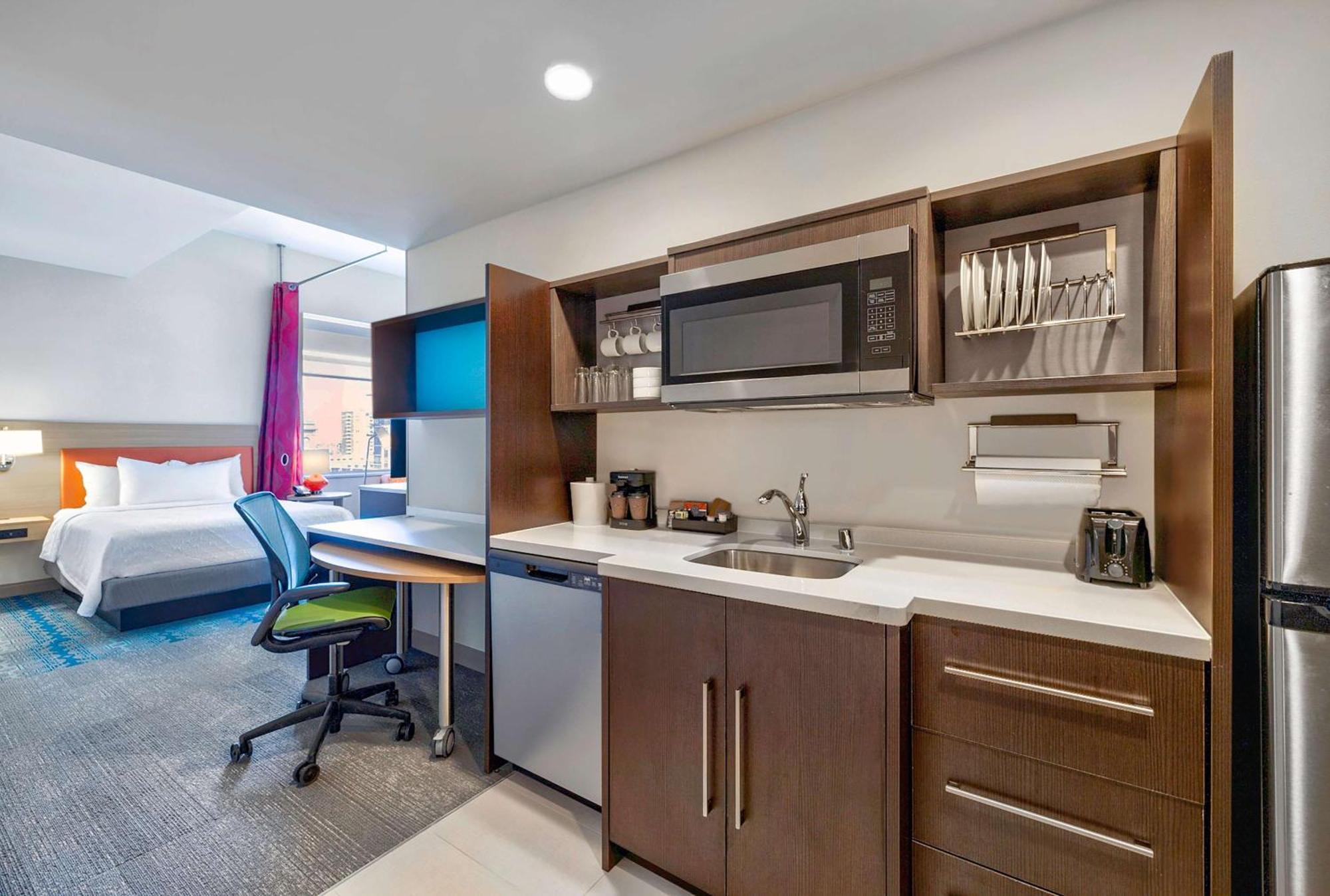 Home2 Suites By Hilton Minneapolis Downtown Exterior photo